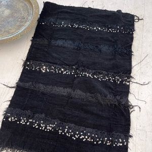 Handmade moroccan rug. NEW.